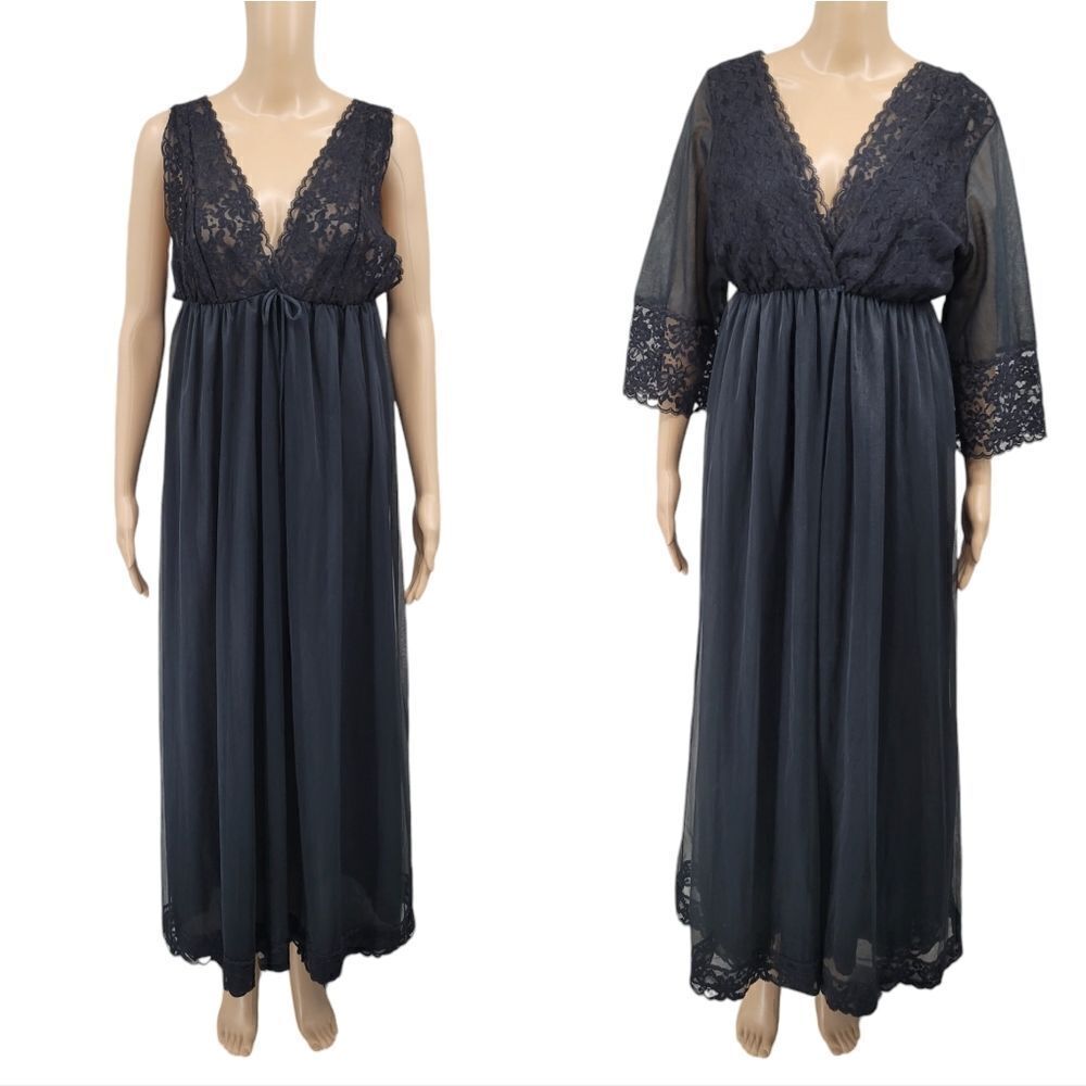 Vintage Black Nylon Nightgown Negligee Dress and Peignoir / Robe Women's Large